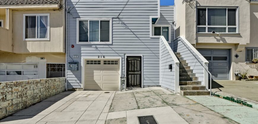 216 Rio Verde St