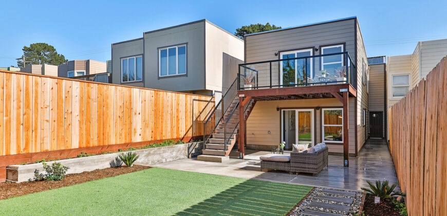 2643 20th Ave