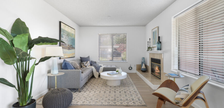 101 Oak Ct