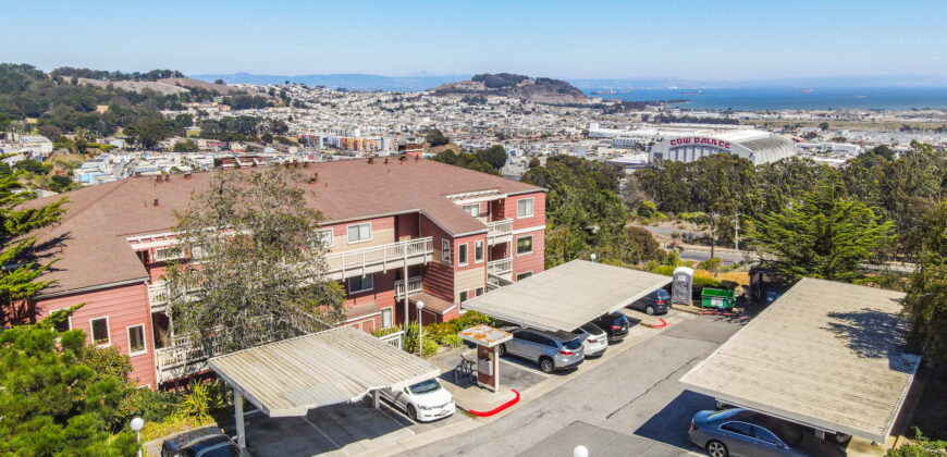 101 Oak Ct